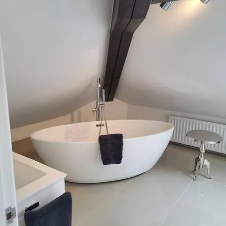 Luxury Penthouse On Waterside Knaresborough