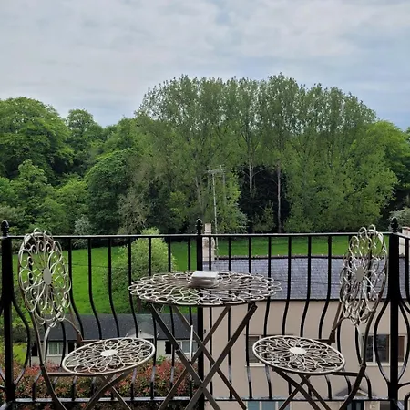 Luxury Penthouse On Waterside Knaresborough